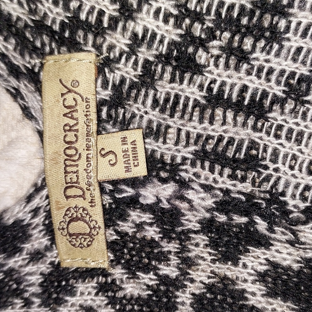 Democracy Shrugs Poncho Style Sweater - Picture 8 of 9